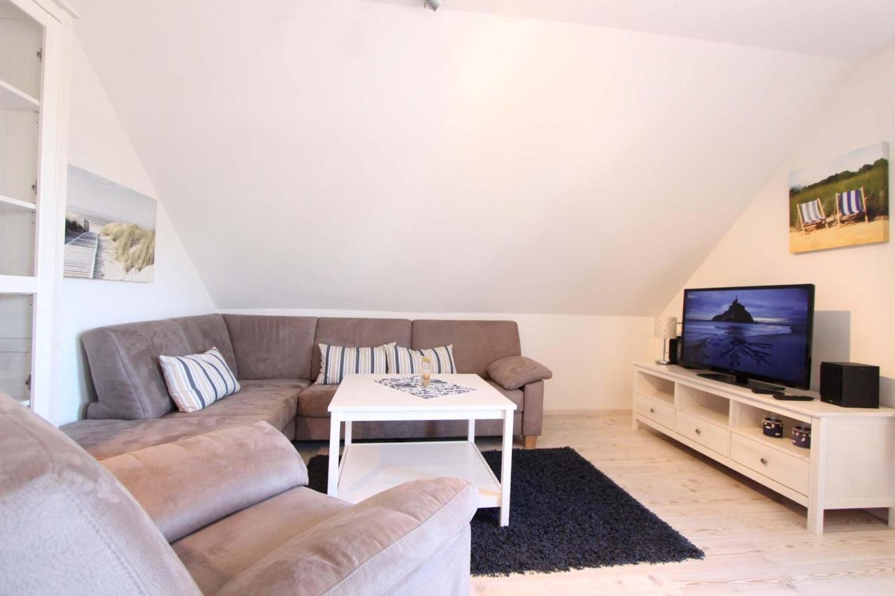 Haus Heckenrose Whg 2 Og Lägenhet Kellenhusen Exteriör bild